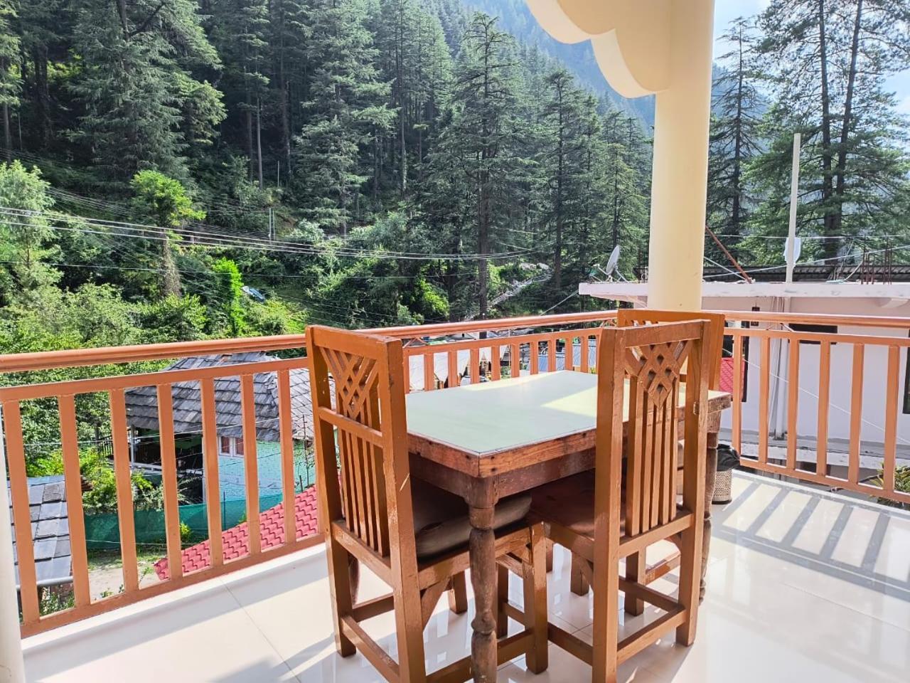 Hotel Purnima Riverside Kasol Luaran gambar